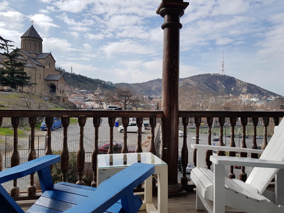 Tiflis Metekhi Hotel Exterior photo