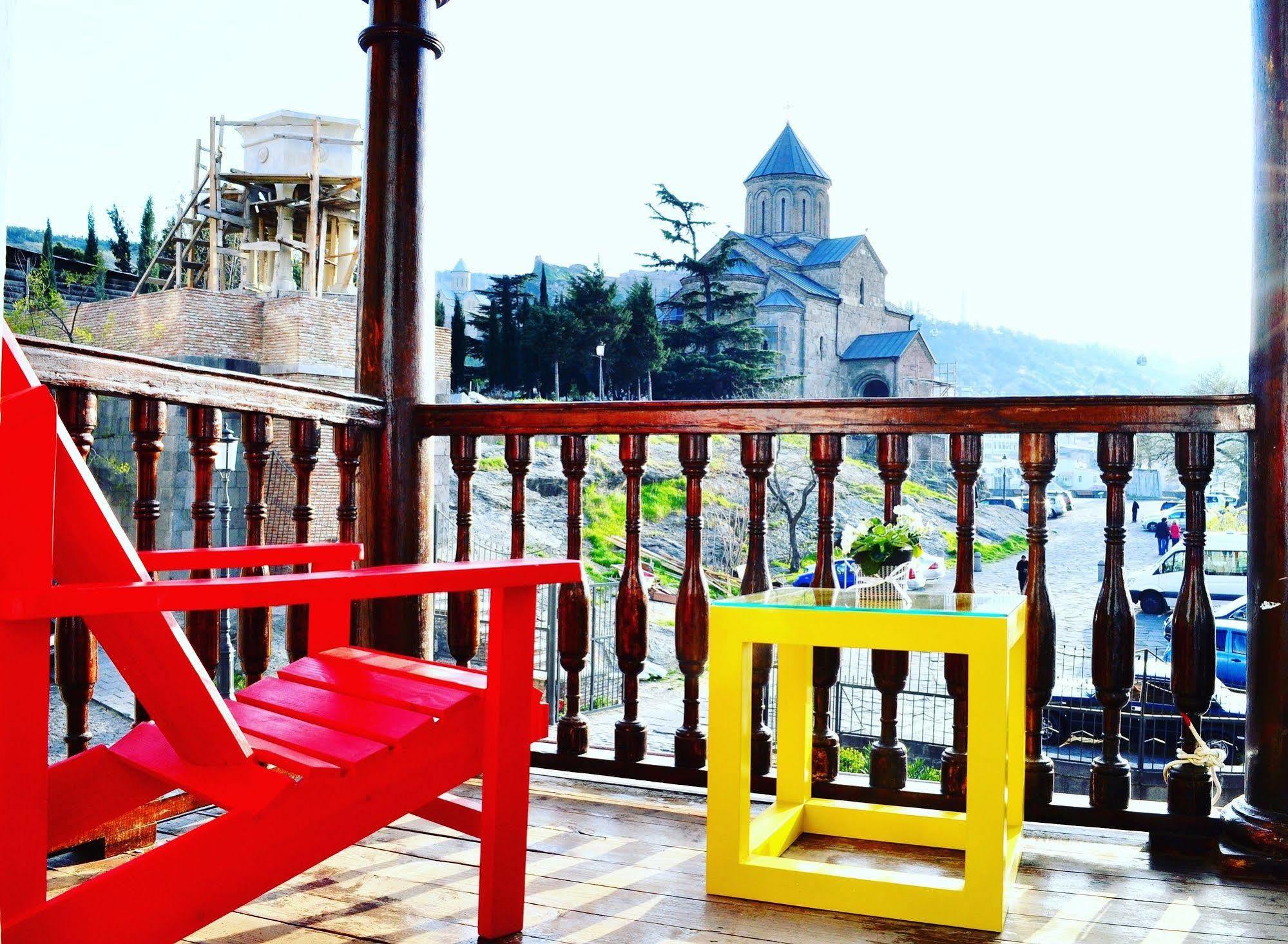 Tiflis Metekhi Hotel Exterior photo